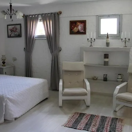 Bizim Ev Hotel (Adults Only) 2*