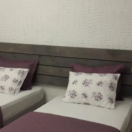 Ξενοδοχείο Bizim Ev Hotel (Adults Only) 2*