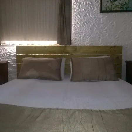 酒店 Bizim Ev (adults Only) 2*