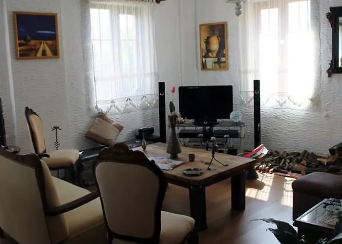 Hotel Bizim Ev (adults Only) Alaçatı