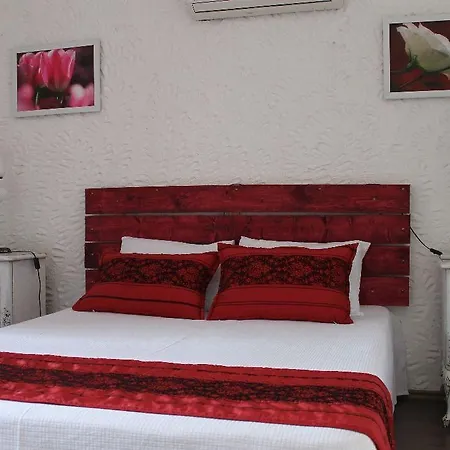 Hotel Bizim Ev (adults Only) 2*